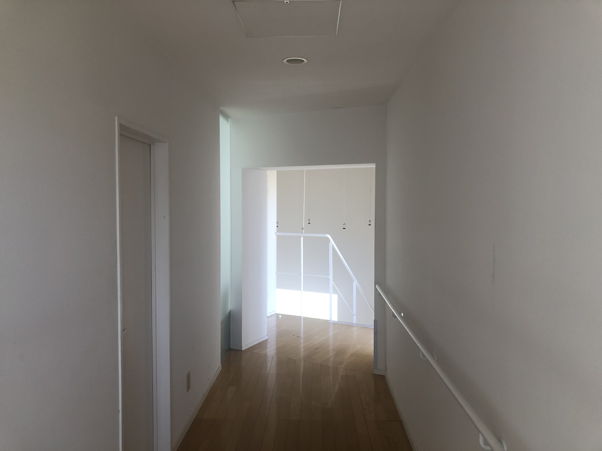 廊下(2階・リビング側)